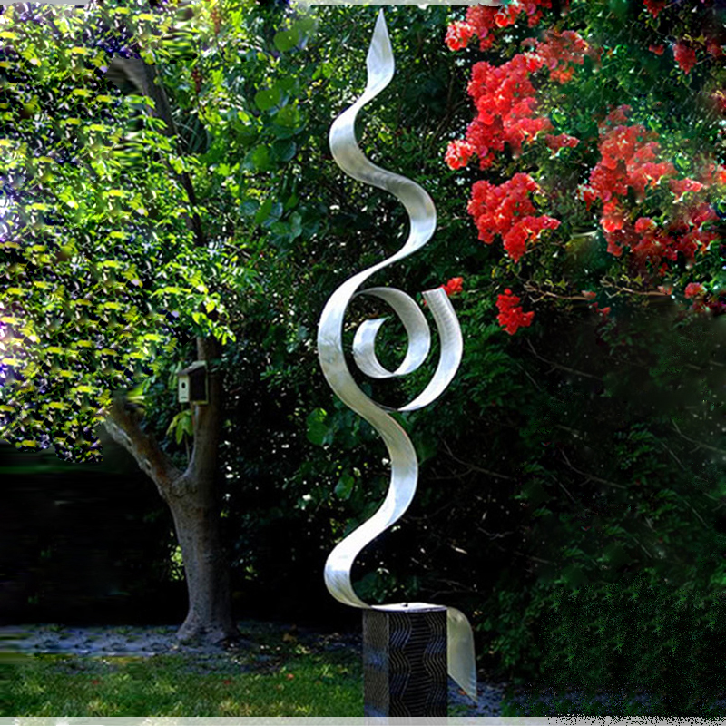 Outdoor Metal Artwork: Exploring Textures, Functions, & Comparisons