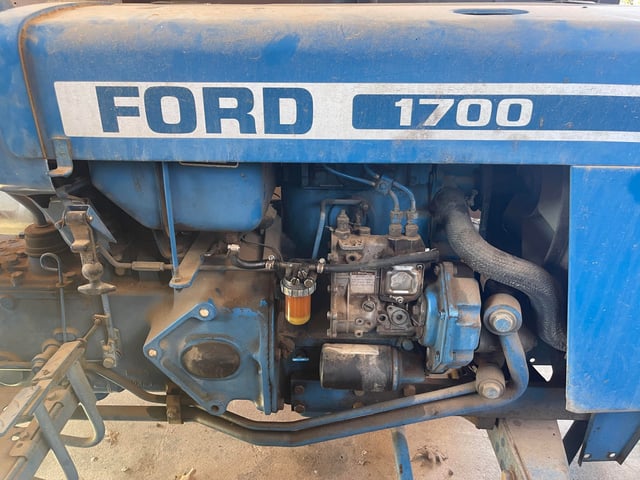 Ford 1700 Tractor Parts guide
