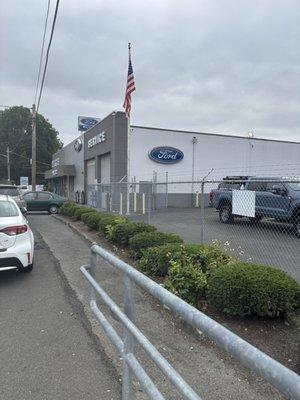 Pierre Ford Service & Parts Department guide